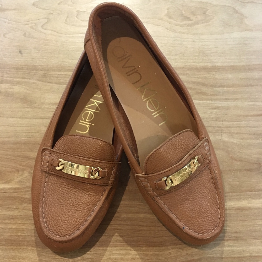 Calvin Klein 90’s style tan loafers